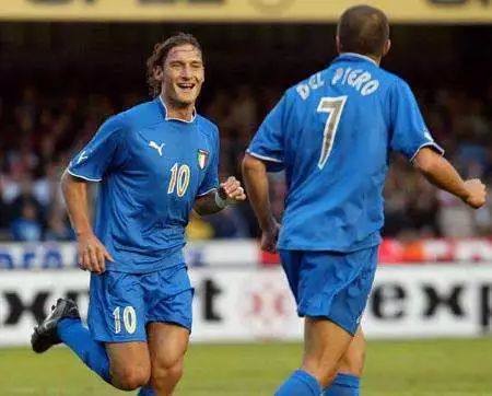 康宁汉姆：盛赞队友拥有振金手指，盼其冲击最佳防守球员