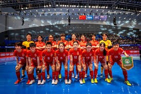 残特奥会坐式排球项目华农开赛 他们靠上肢和腰腹力量逐梦赛场